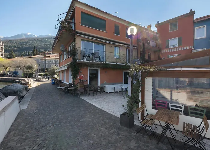 New Charming Bianca Διαμέρισμα Brenzone sul Garda