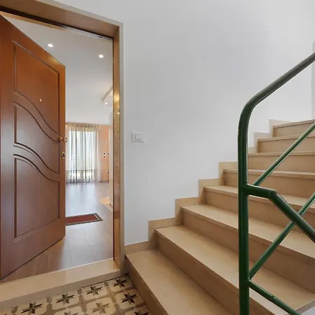 New Charming Bianca Apartment Brenzone sul Garda